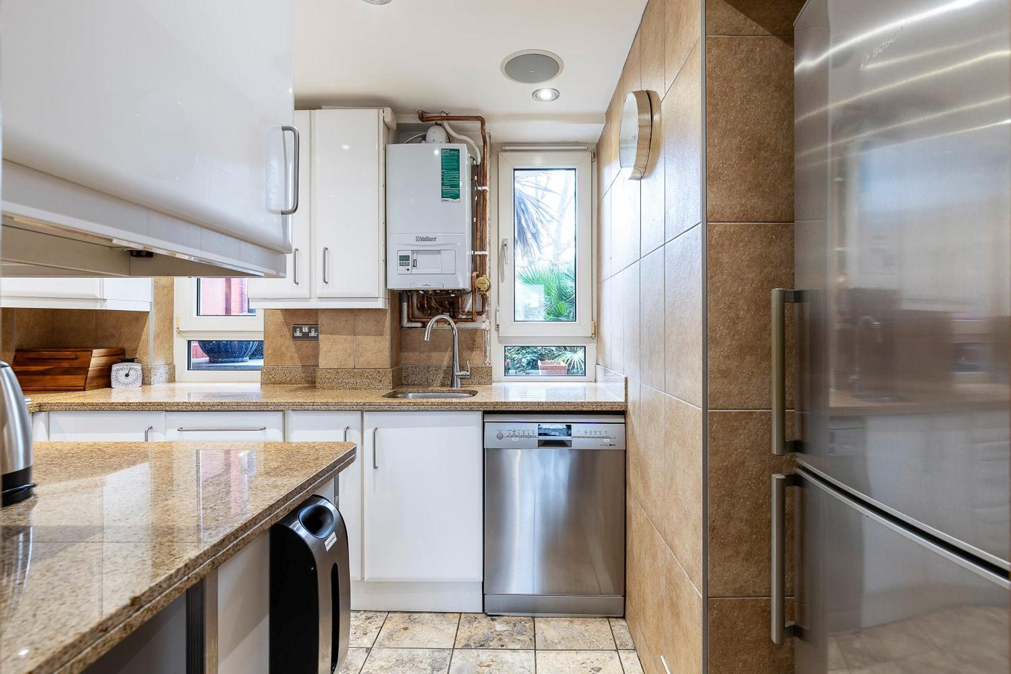 Tower Bridge 2Br Apartment For 6 With Terrace ロンドン エクステリア 写真