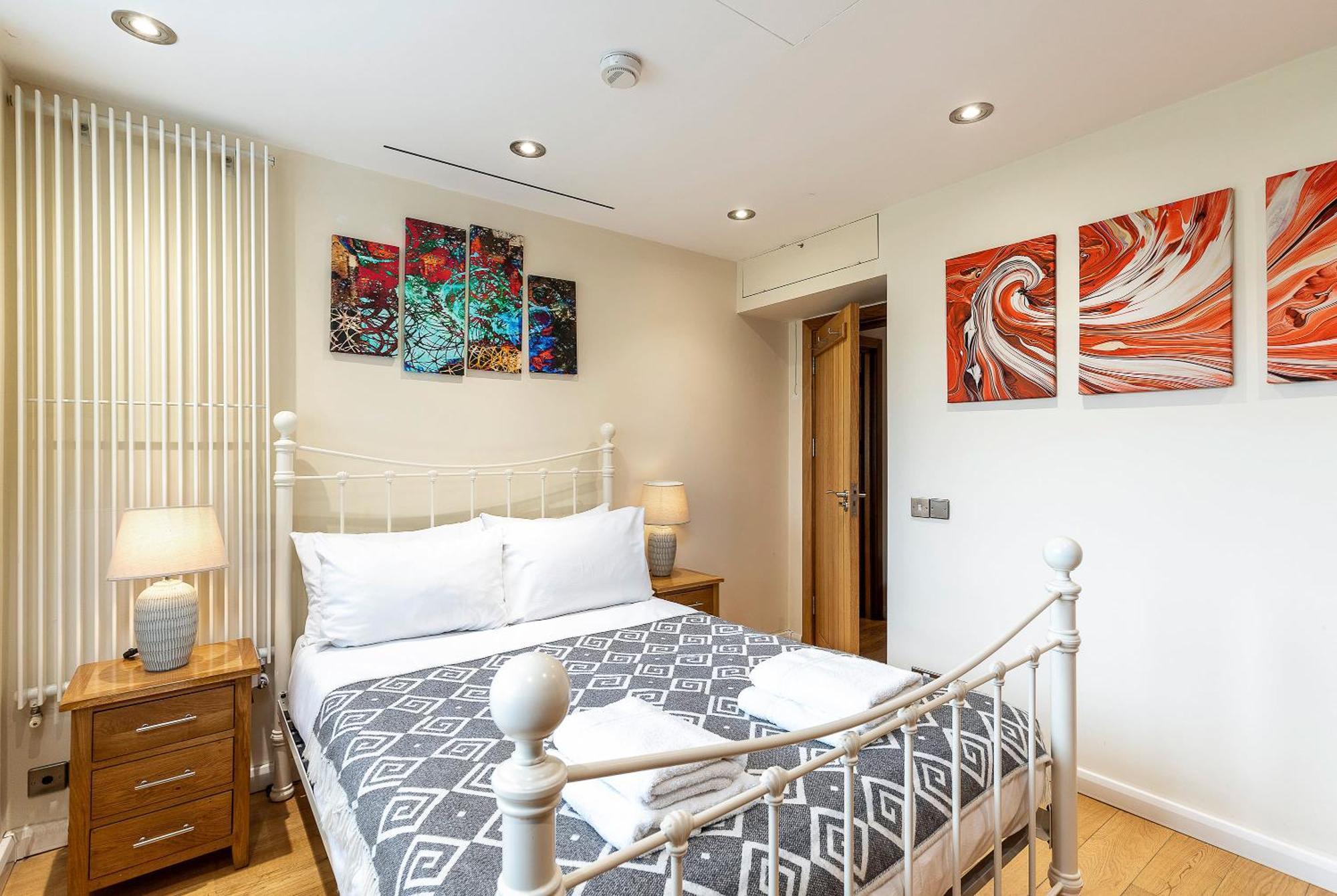 Tower Bridge 2Br Apartment For 6 With Terrace ロンドン エクステリア 写真